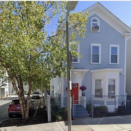 Your Home Away From Home - Jamaica Plain, Boston Exteriör bild