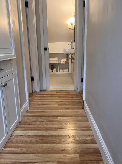 Your Home Away From Home - Jamaica Plain, Boston Exteriör bild
